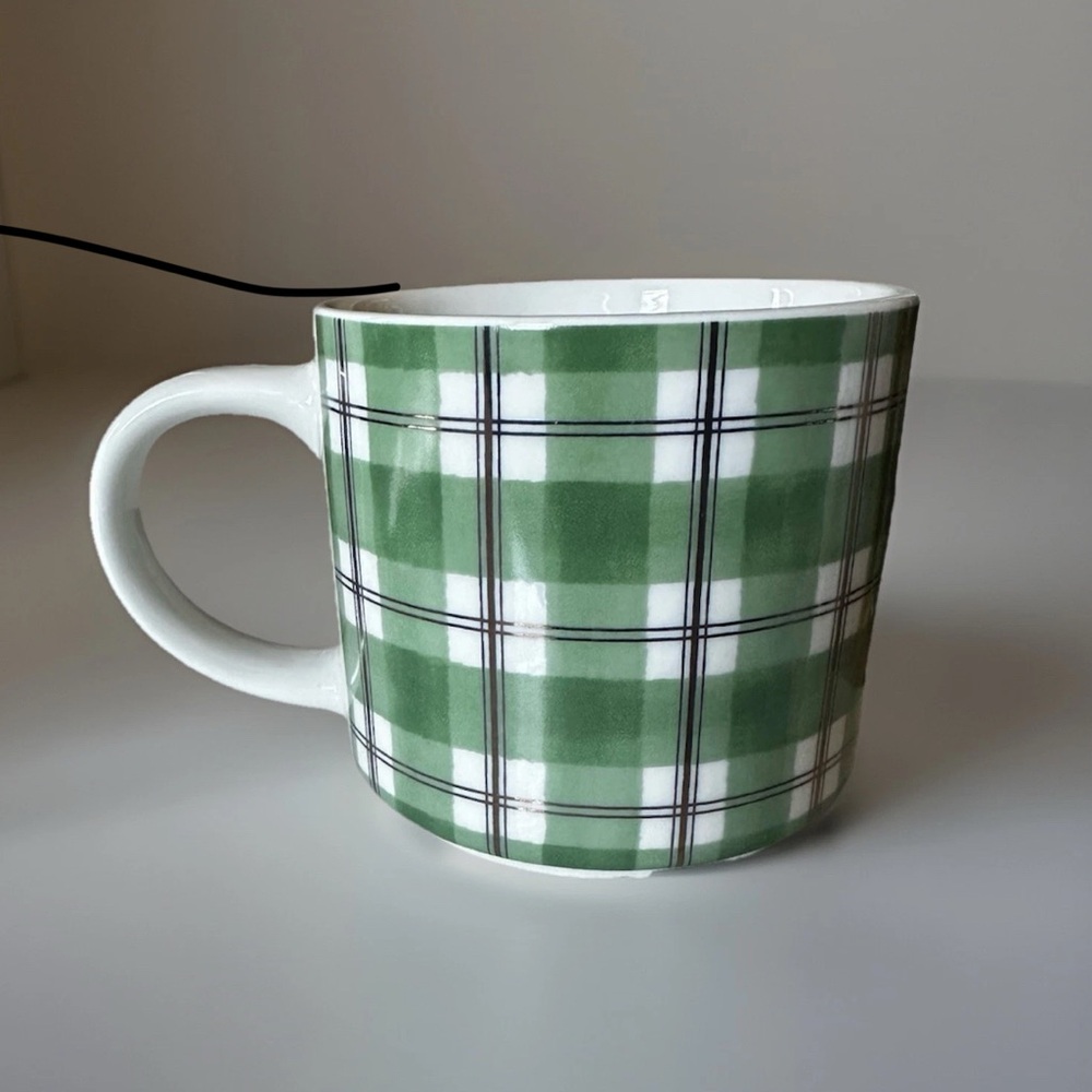 Elum Home Designs Coffee Mug Holiday Green Plaid 10 oz. - Picture 3 of 5